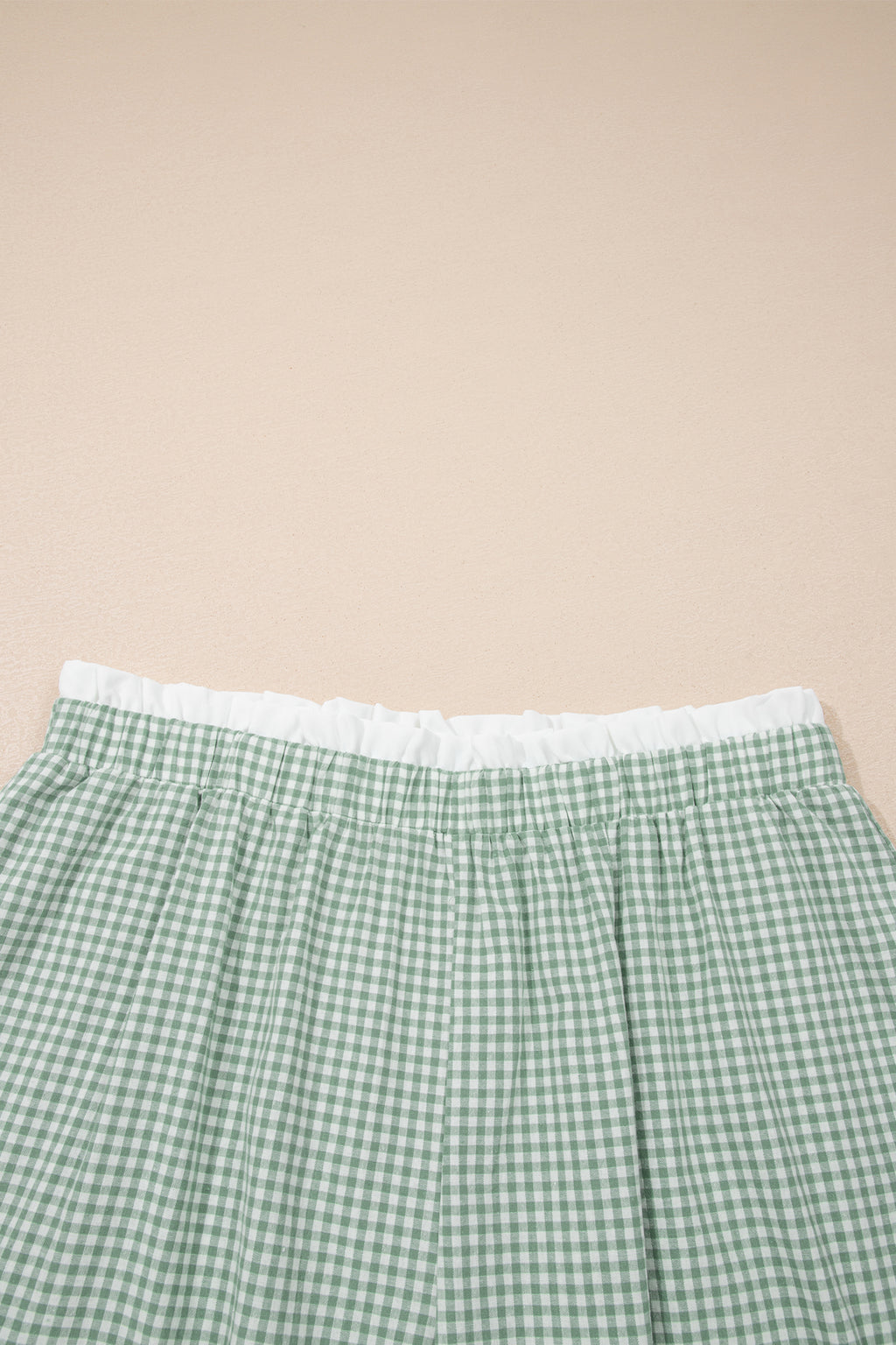 Plus size red plaid print shorts with contrast trim from Dear-Lover, made of 100% cotton, casual plus size bottoms.