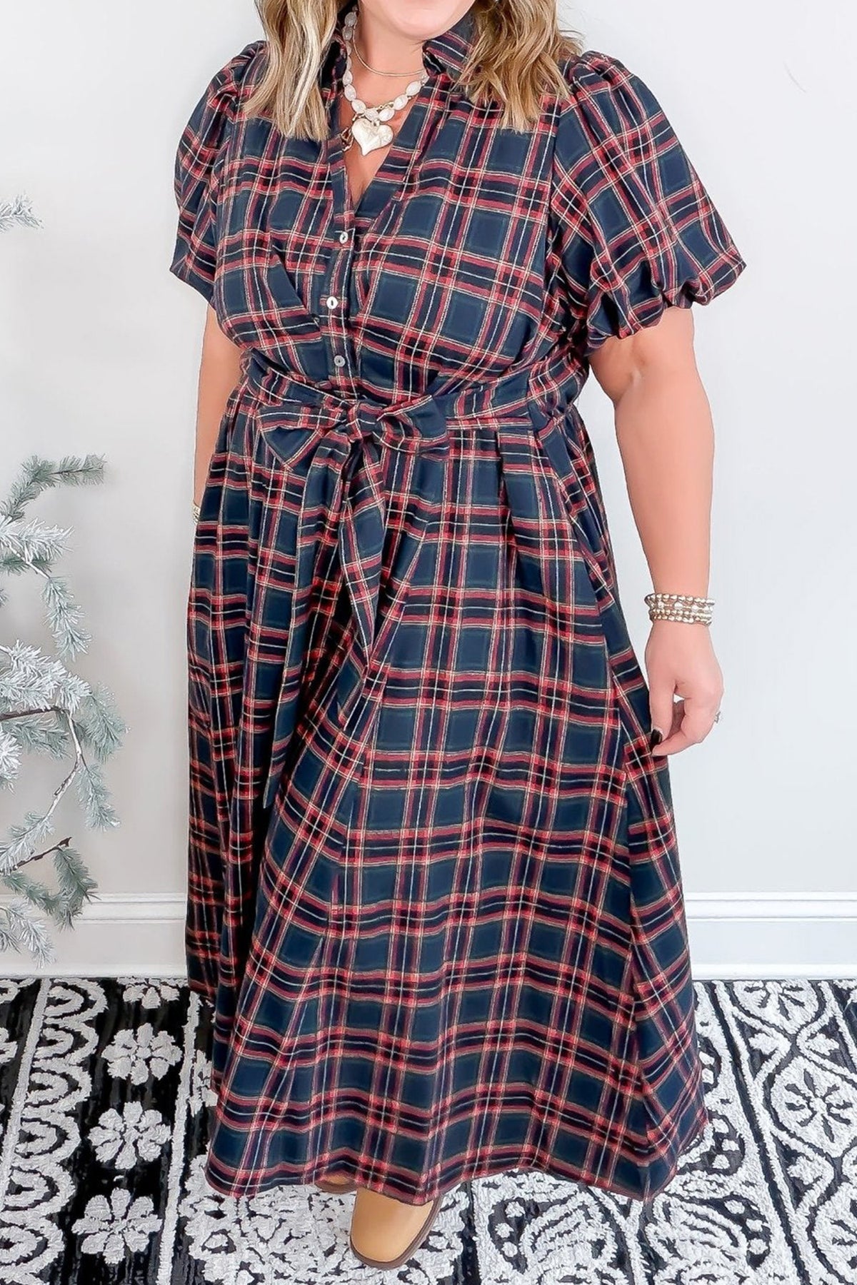 Black plaid plus size V-neck belted waist maxi dress with short sleeves, made of polyester, cotton, and viscose fabric.