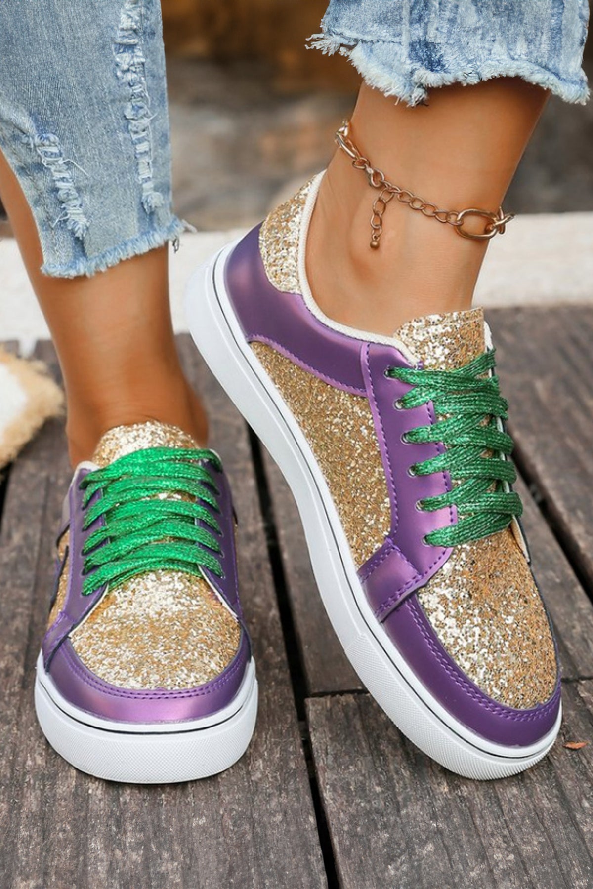 Dearlove gold glitter star patchwork lace-up sneakers made of PU leather, designed for stylish women's footwear.