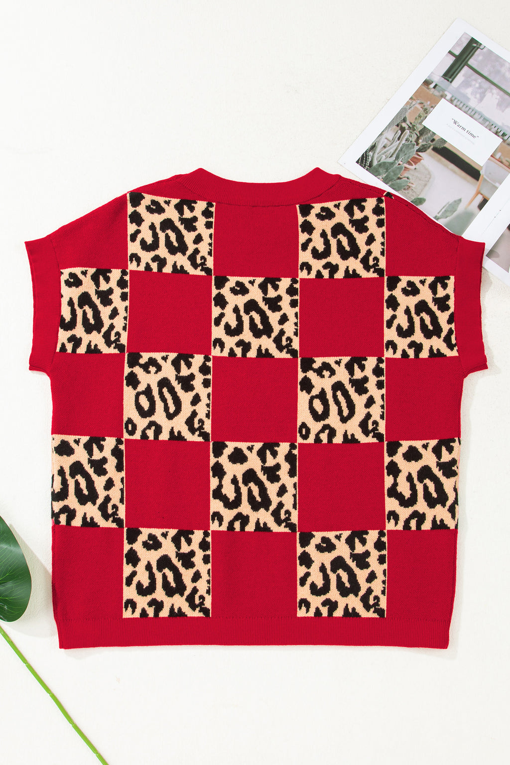 Green leopard checkerboard short sleeve knit sweater from Dear-Lover, featuring a casual, stylish design with a comfortable fit.