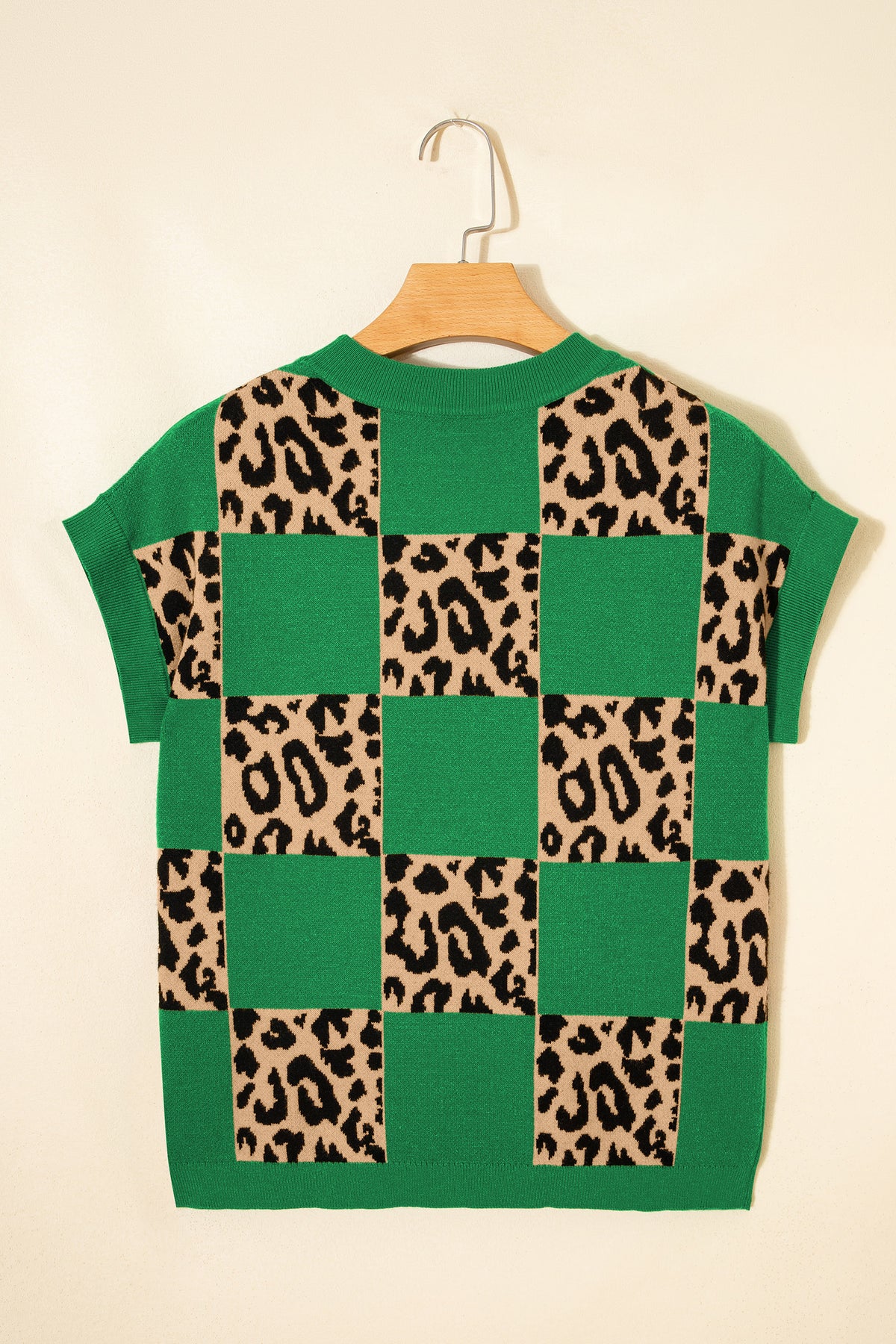 Green leopard checkerboard short sleeve knit sweater by Dear-Lover, made of viscose, polyester, and polyamide, lightweight and stylish.