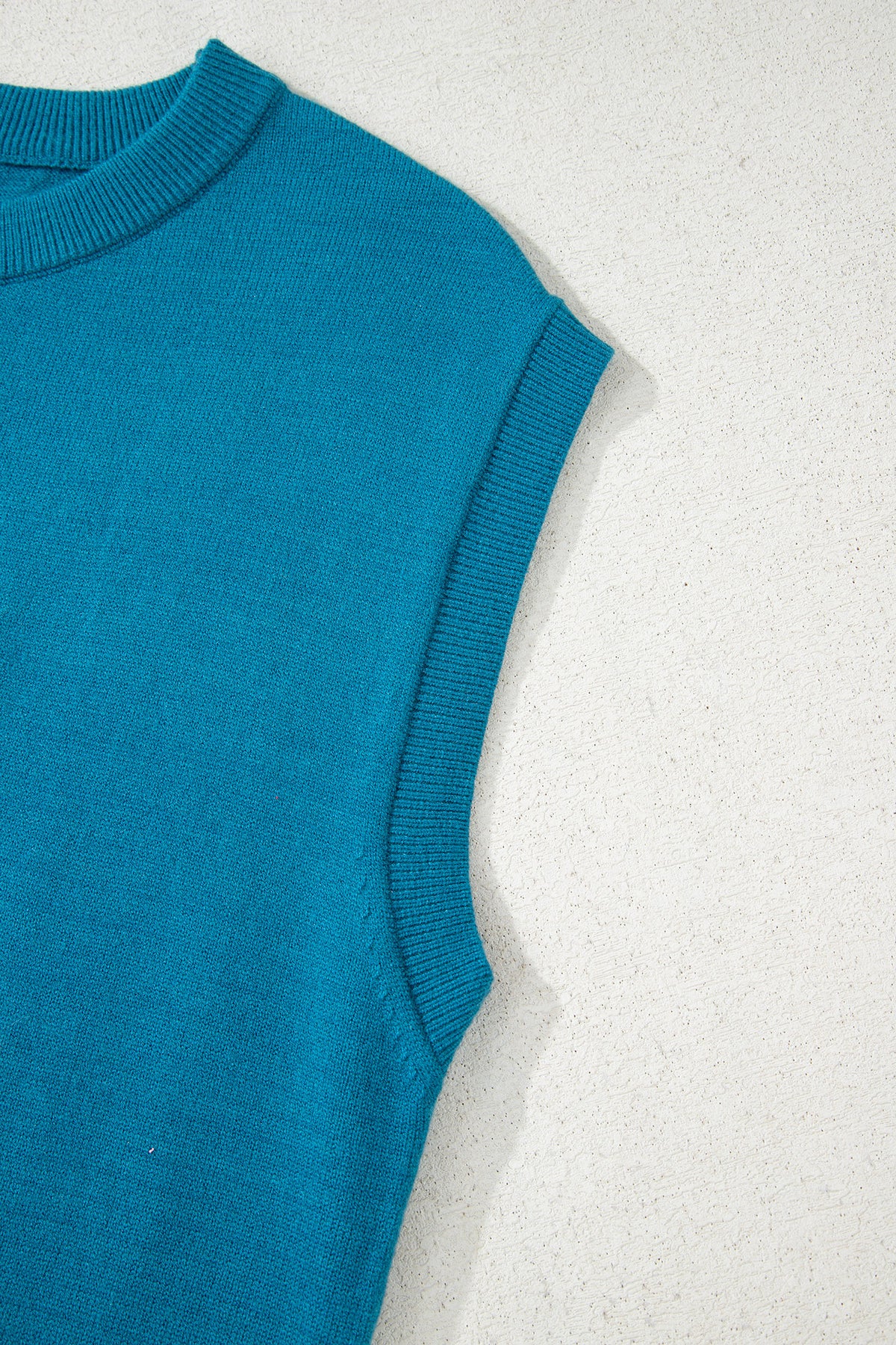 Light blue Dear-Lover short sleeve sweater with horse shoe embroidery, made of viscose, polyester, and polyamide, loose fit.
