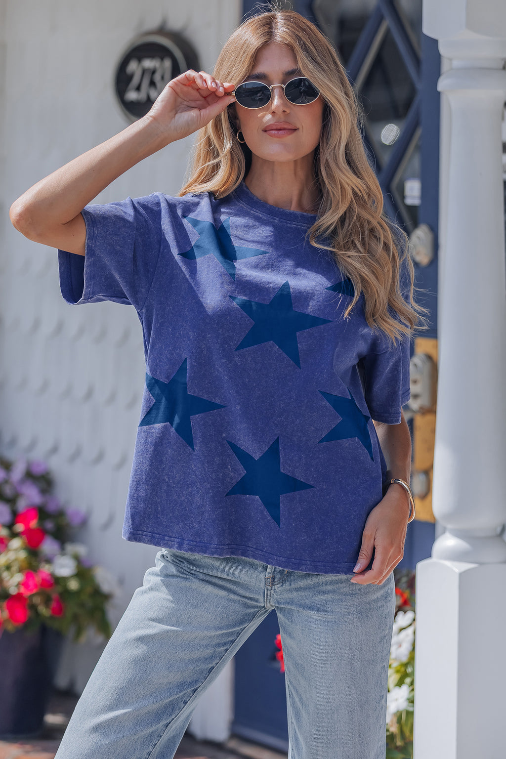 Blue mineral wash T-shirt with Independence Day star print from Dear-Lover, casual cotton top featuring patriotic design.