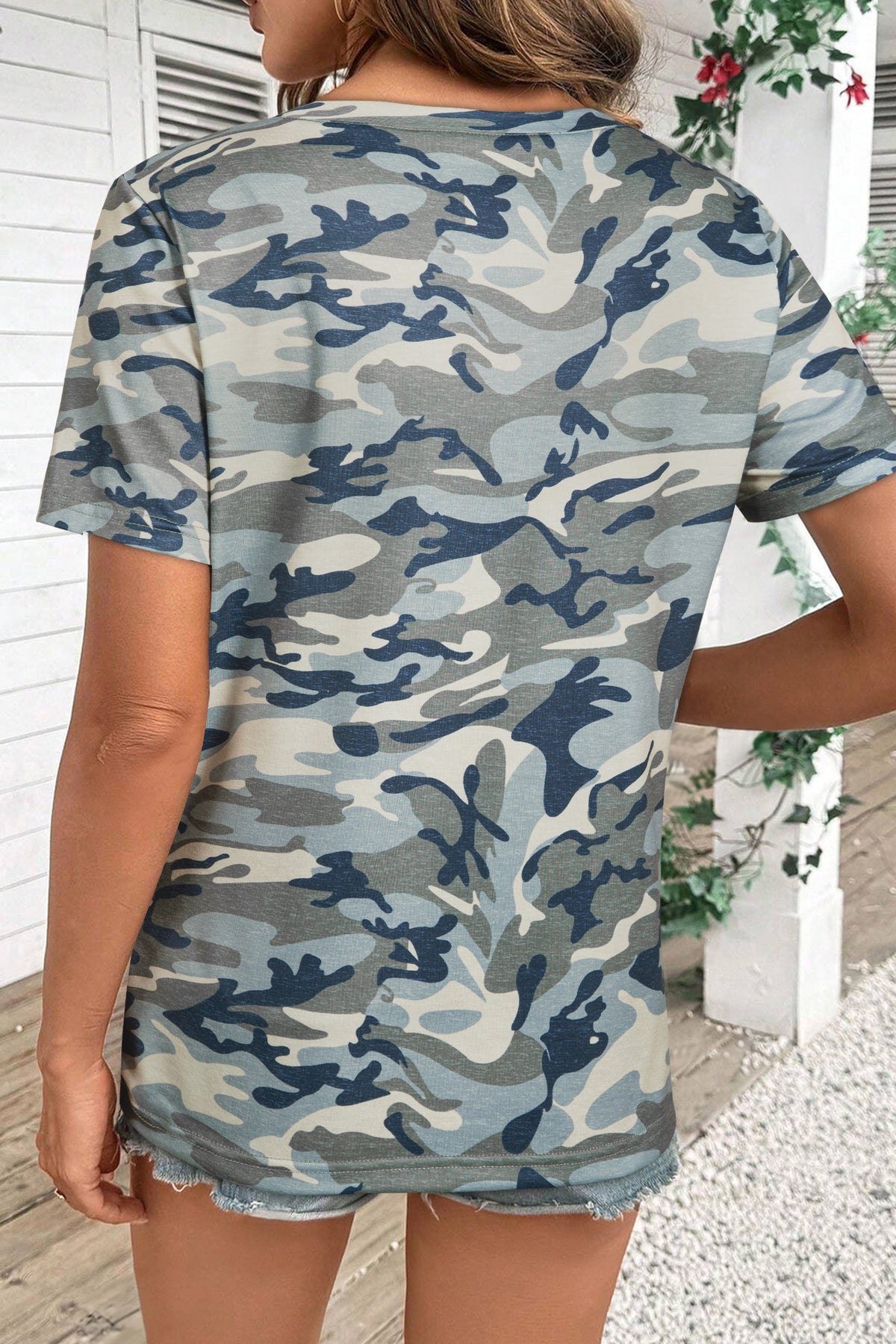Pink camouflage print crew neck T-shirt by Dear-Lover Dropshipping, made of polyester and elastane, casual top for women.