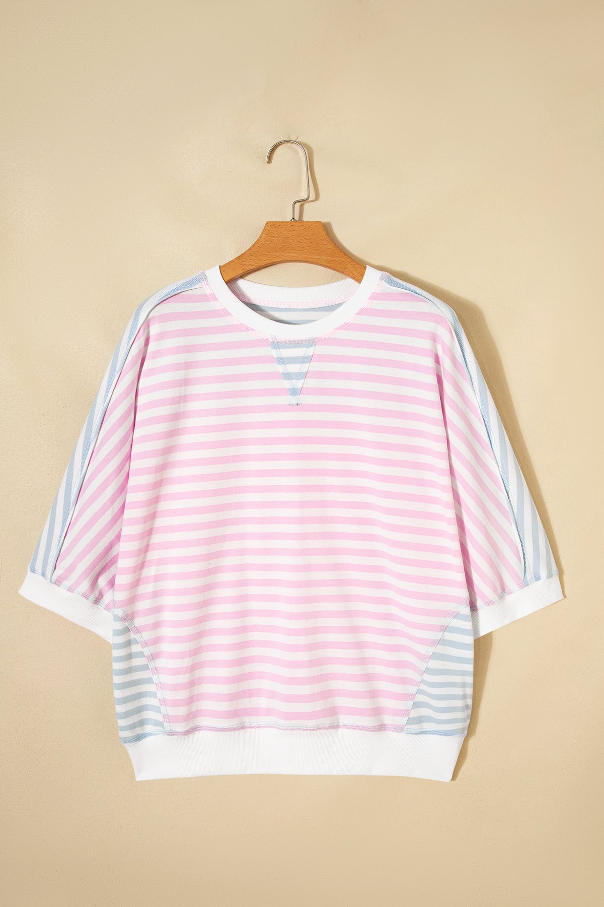 Red stripe casual oversize Dolman sleeve patchwork T-shirt by Dear-Lover Dropshipping, made of cotton and elastane.