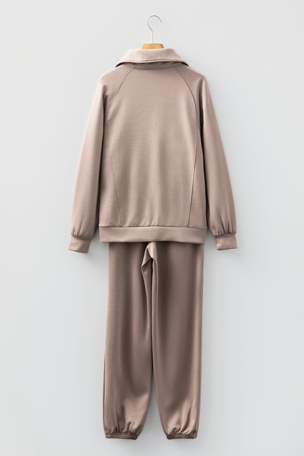 Black zip collar long sleeve top and drawstring pants set from Dear-Lover, stylish two-piece set in polyester and viscose fabric.