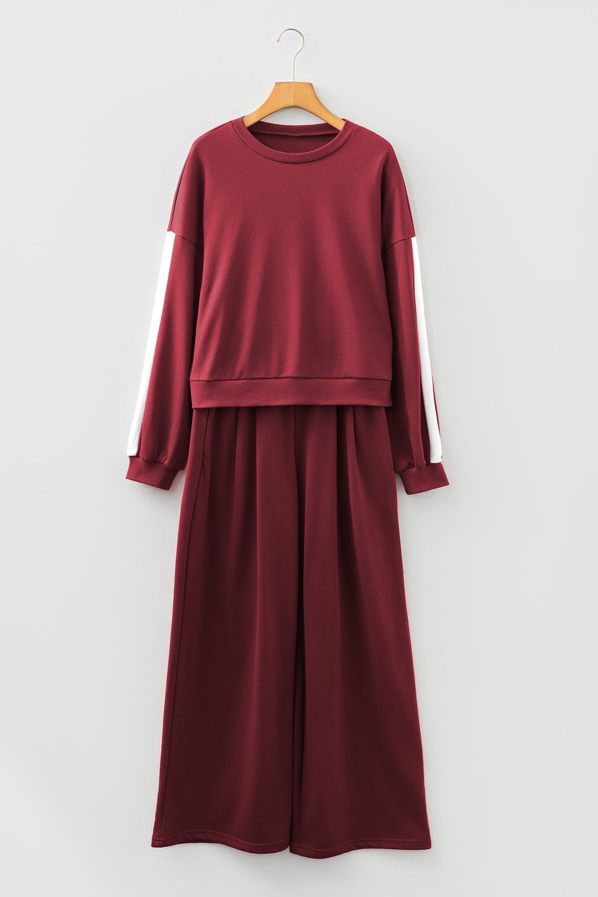 Burgundy varsity striped 3/4 sleeve pullover and drawstring sweatpants set by Dear-Lover, casual two-piece pant set.