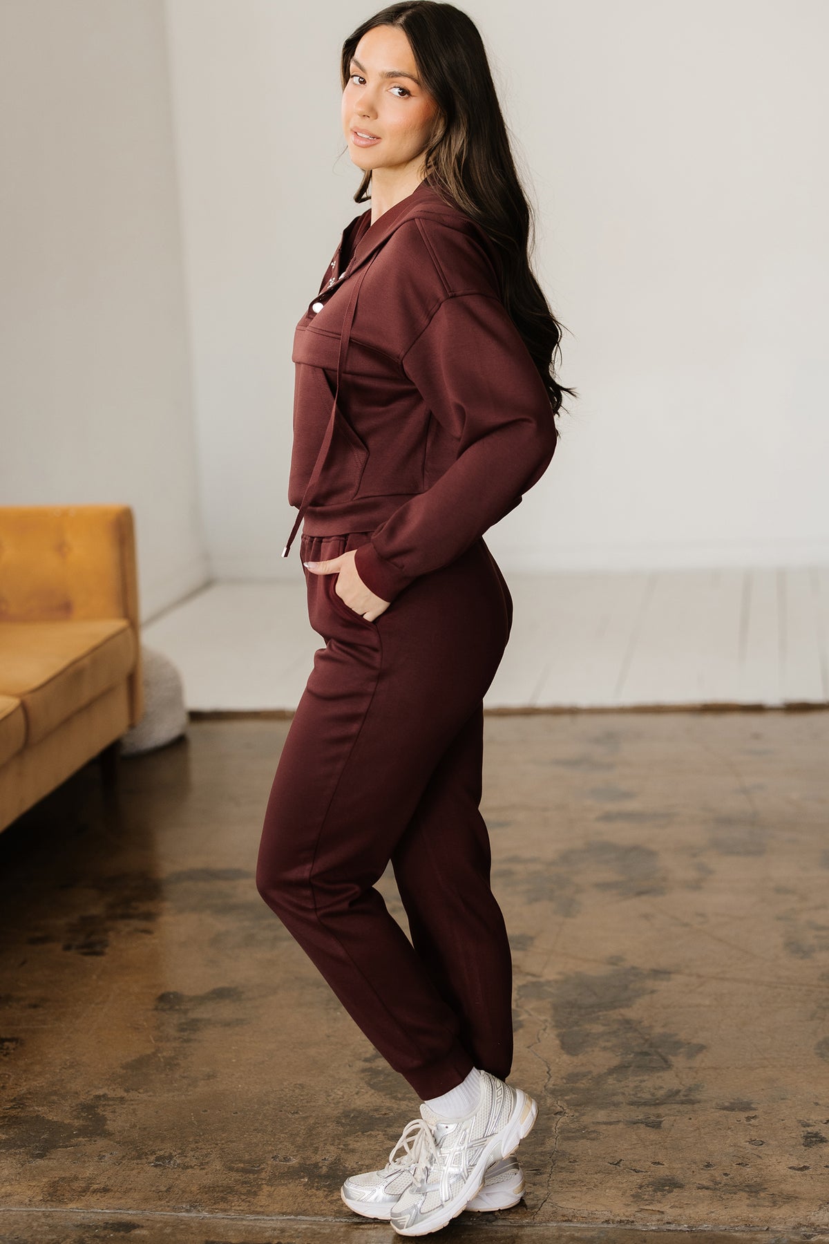 Dear-Lover Chicory Coffee two-piece hoodie and jogger set, cropped hoodie with drawstring and matching joggers, comfortable casual wear.