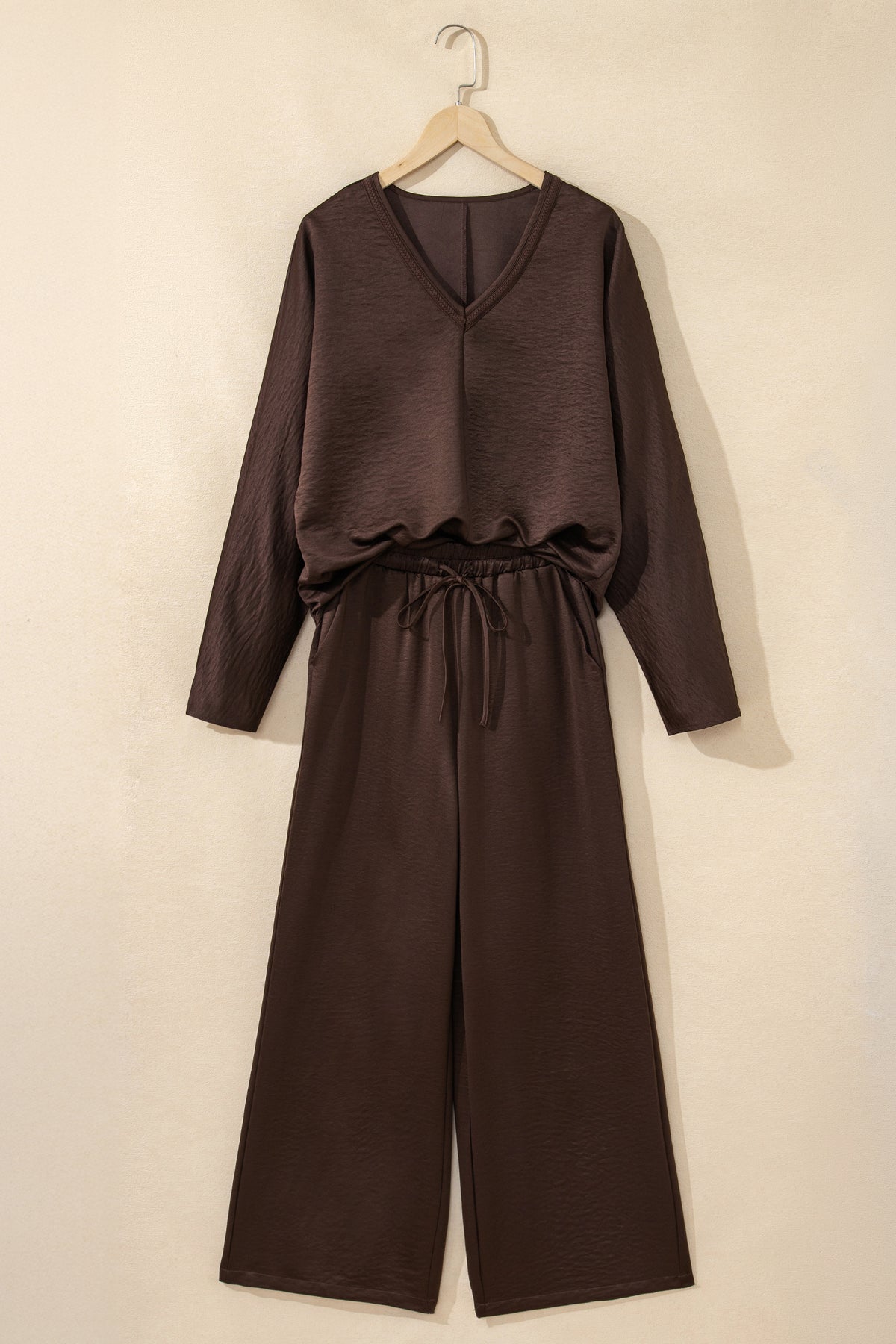 Dark brown braided V-neck long sleeve loose top with drawstring high waist pants, two-piece set from Dear-Lover Dropshipping.