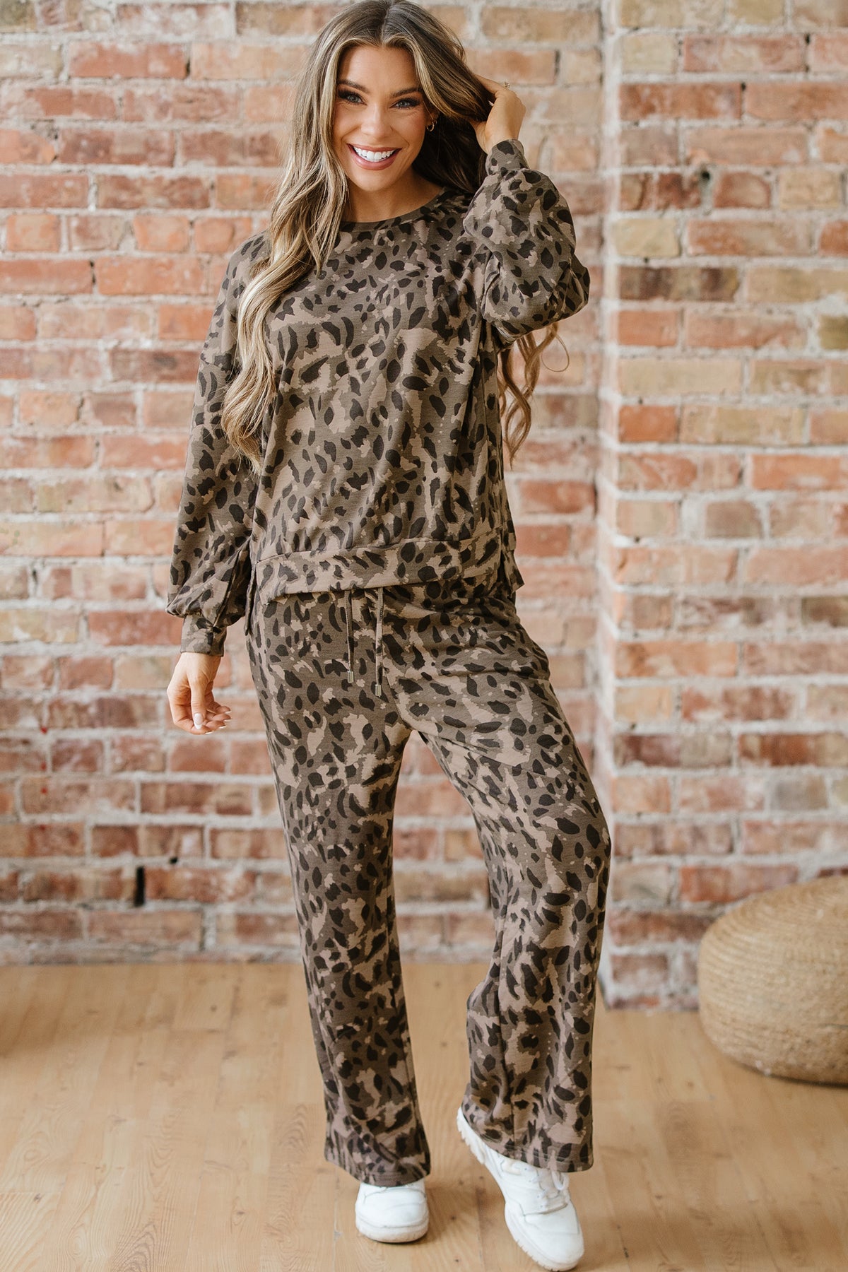 Leopard print raw seam patchwork pullover and drawstring loose pants set by Dear-Lover Dropshipping, gray color, polyester with elastane.
