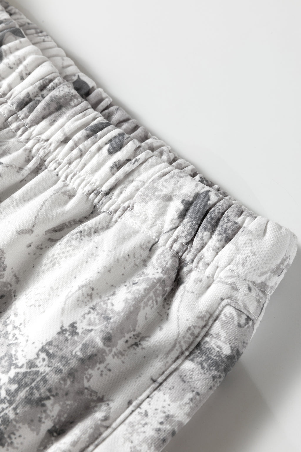Light grey Woodland Camo hoodie and sweatpants set by Dear-Lover, made of 100% polyester, casual two-piece loungewear set.