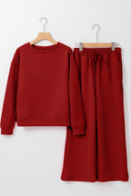 Navy blue Dear-Lover Ultra Loose Textured 2-piece slouchy outfit, pant set with relaxed fit, made of polyester and elastane.