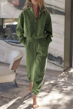 Vineyard green Dear-Lover two-piece active set with half-zip pullover and joggers, made of polyester and cotton for workout style.