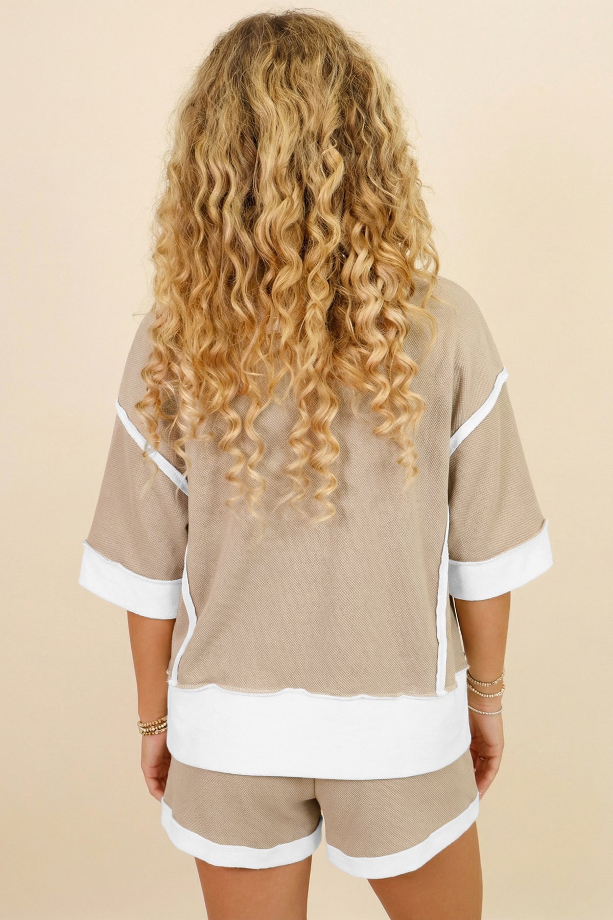 Beige raw edge color block patchwork oversized T-shirt with drawstring loose shorts, part of Dear-Lover two-piece casual set.