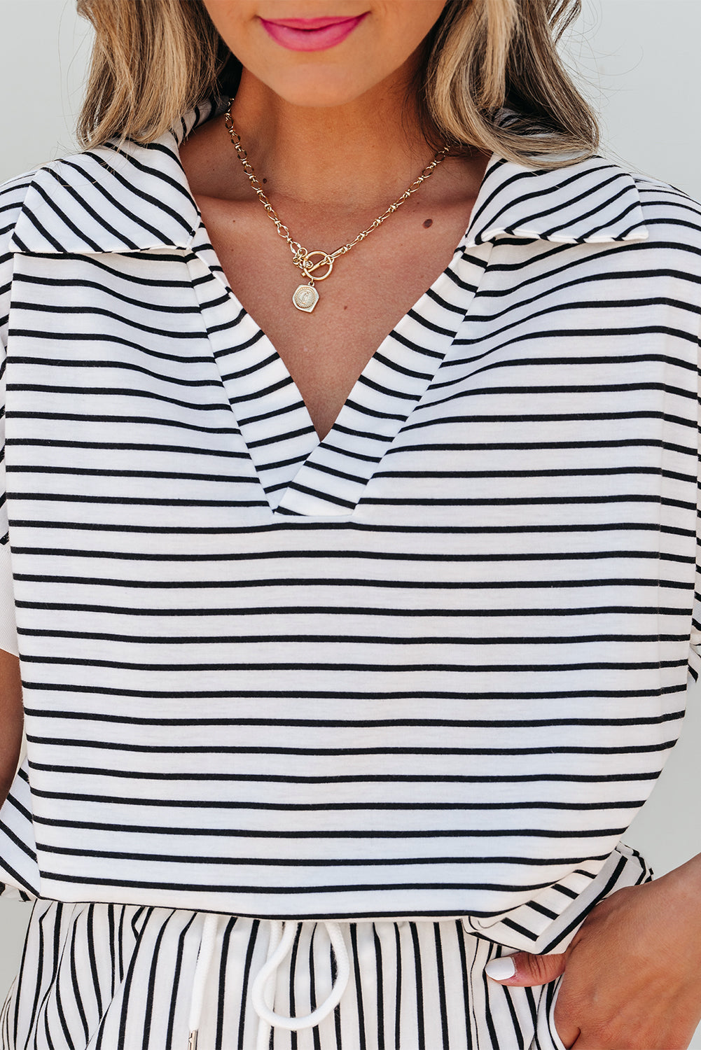 Black stripe V-neck tee and casual shorts set from Dear-Lover, featuring a relaxed fit and comfortable fabric blend.