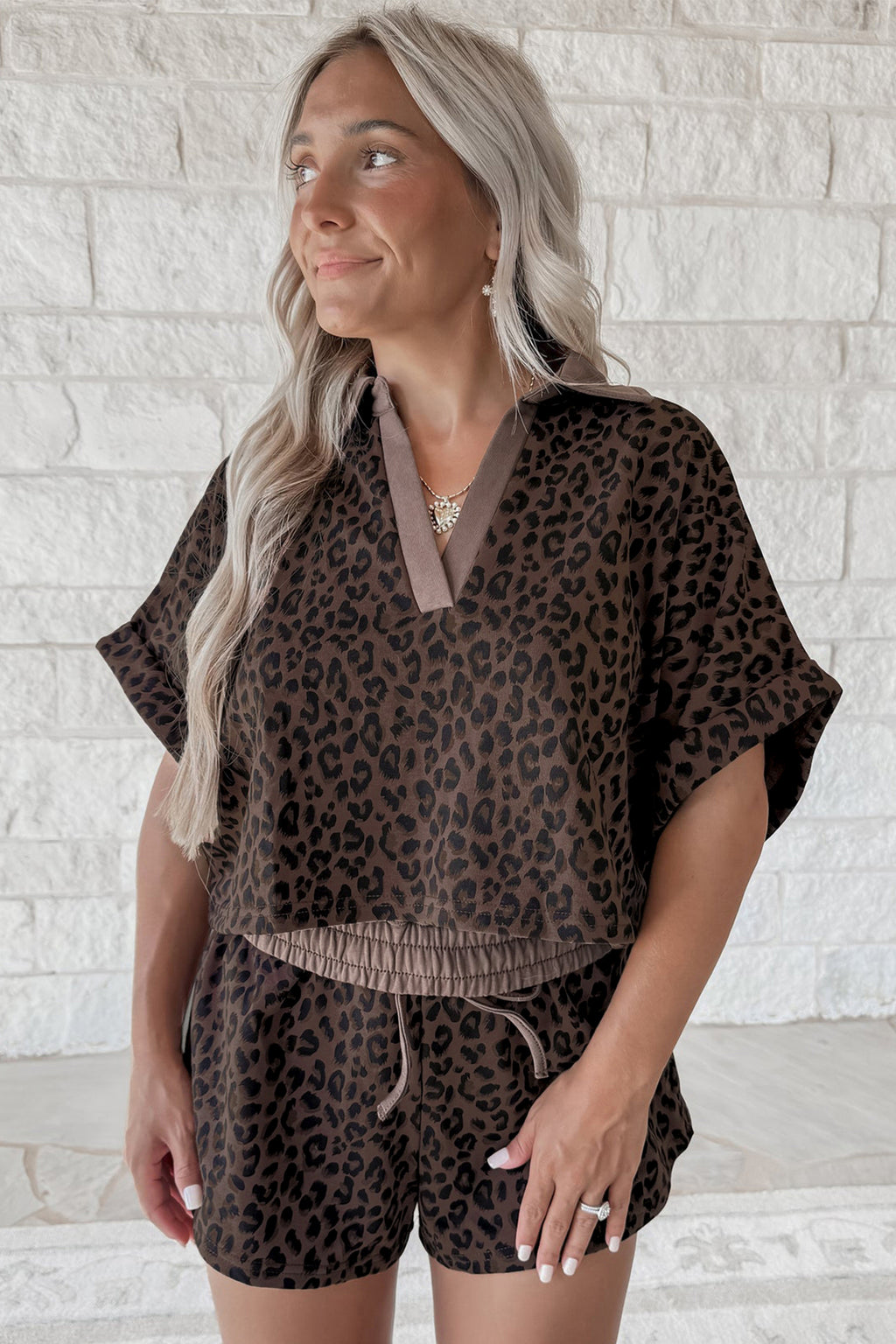 Brown leopard print V-neck collar two-piece short set for women, made of polyester and elastane, by Dear-Lover Dropshipping.