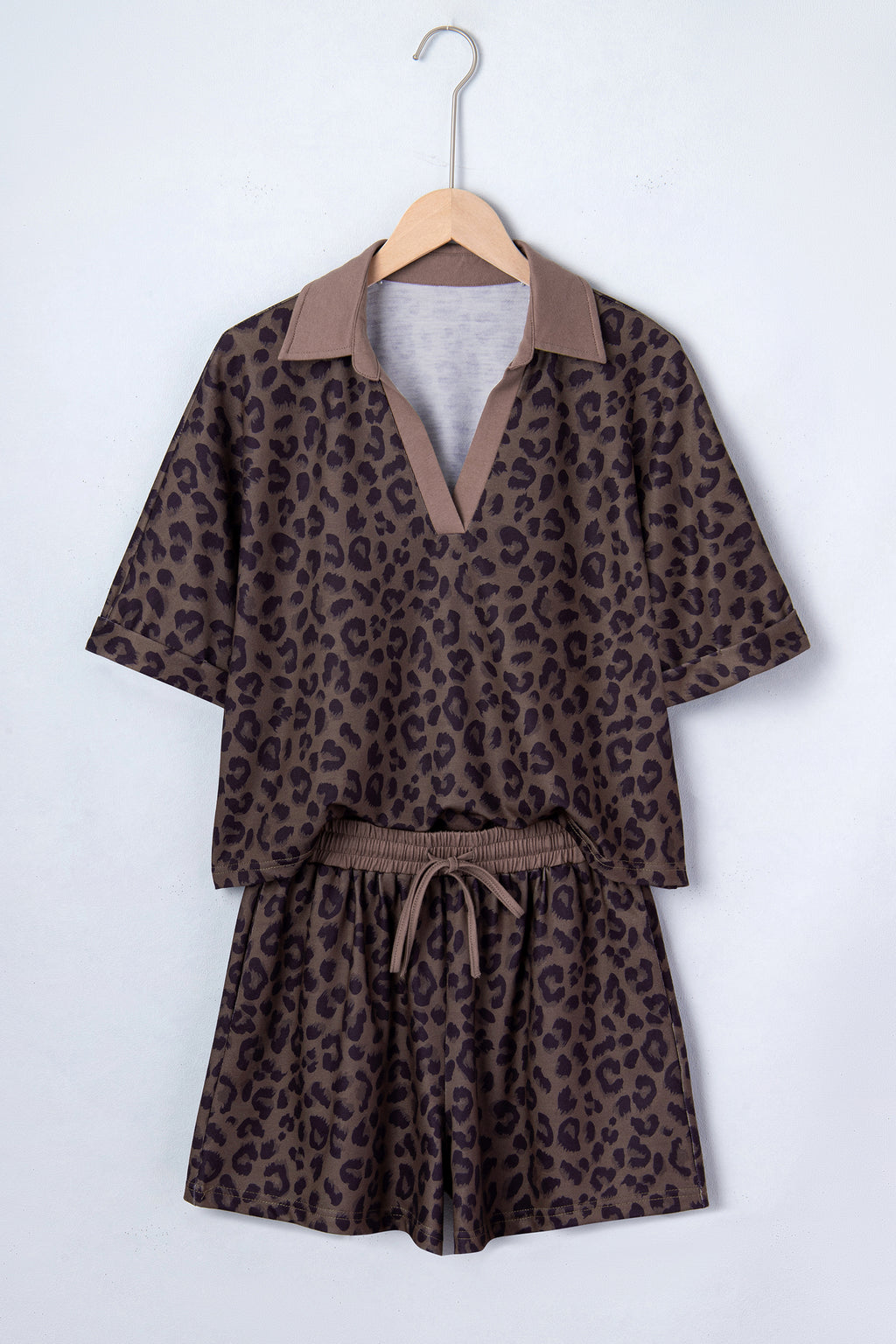 Brown leopard print two-piece short set with V-neck collar, made of polyester and elastane, from Dear-Lover.