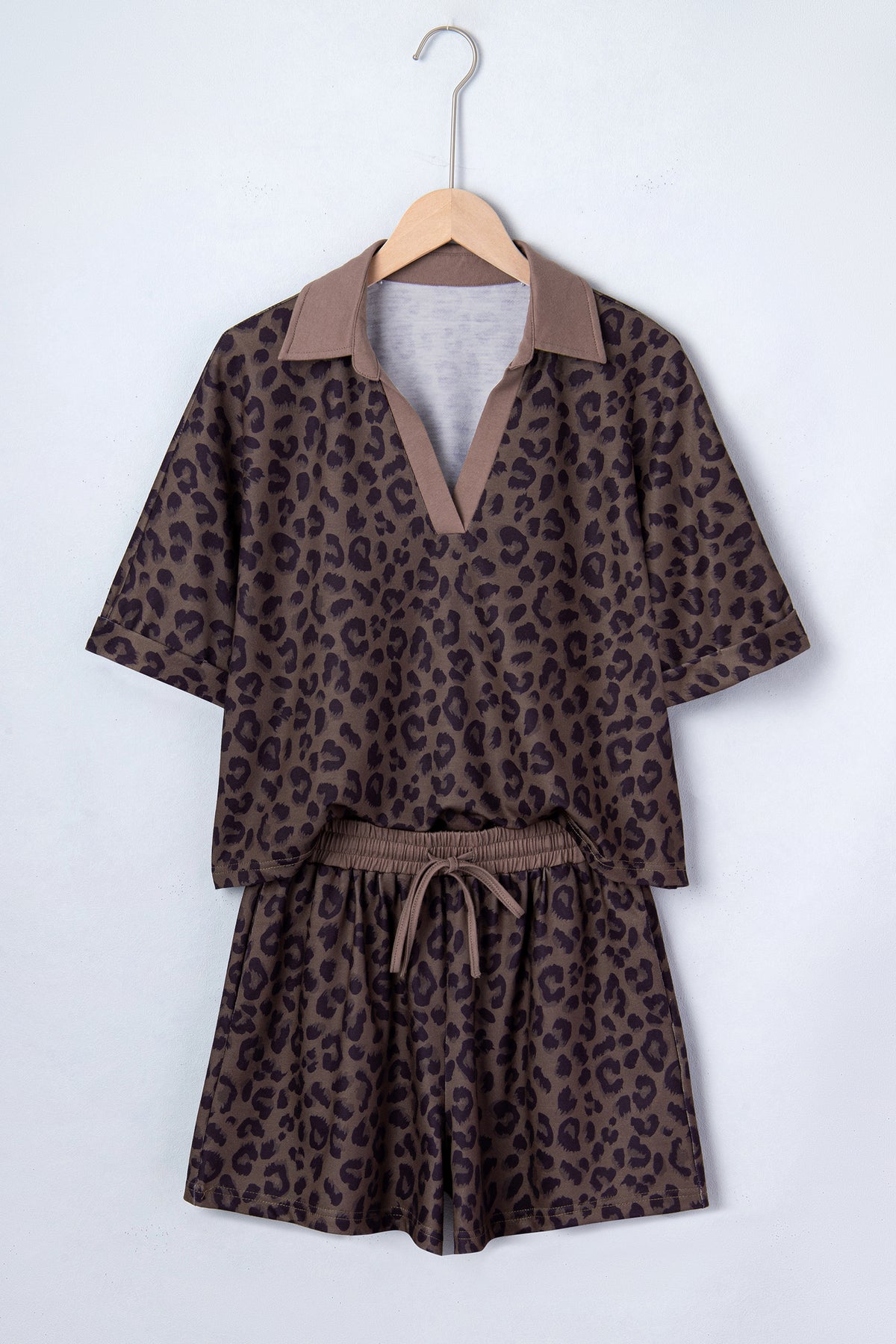 Brown leopard print two-piece short set with V-neck collar, made of polyester and elastane, from Dear-Lover.