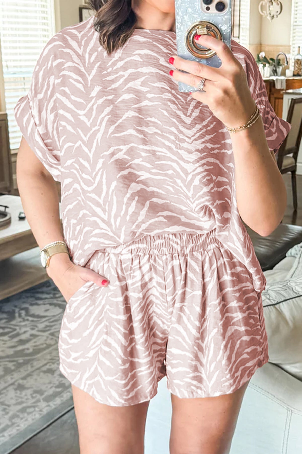 Khaki abstract print short sleeve loose top and matching shorts set by Dear-Lover, casual two-piece summer outfit.