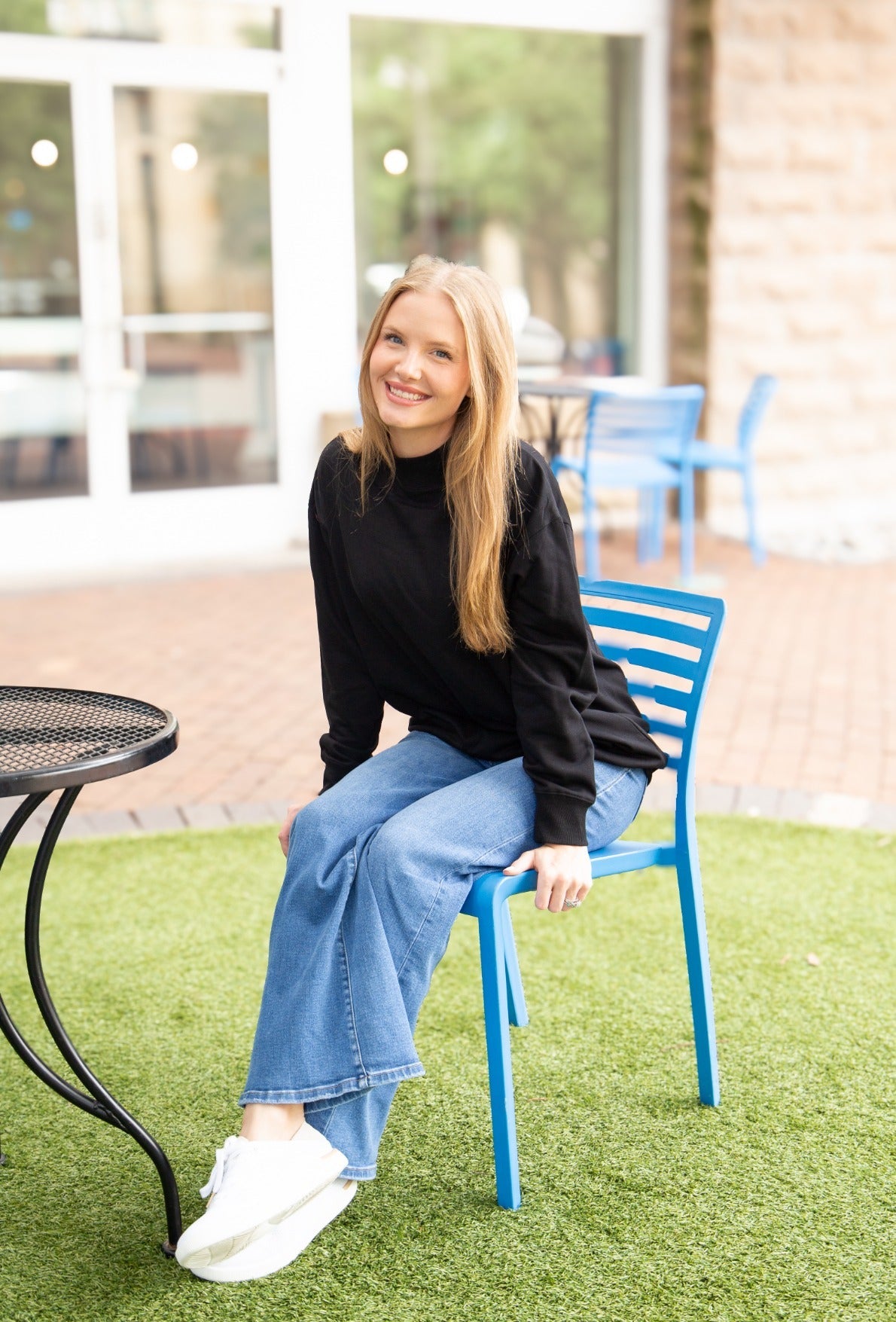 Black Grace+Emma women's mock neck sweatshirt, casual long-sleeve top, soft fabric, fitted style, perfect for everyday wear.