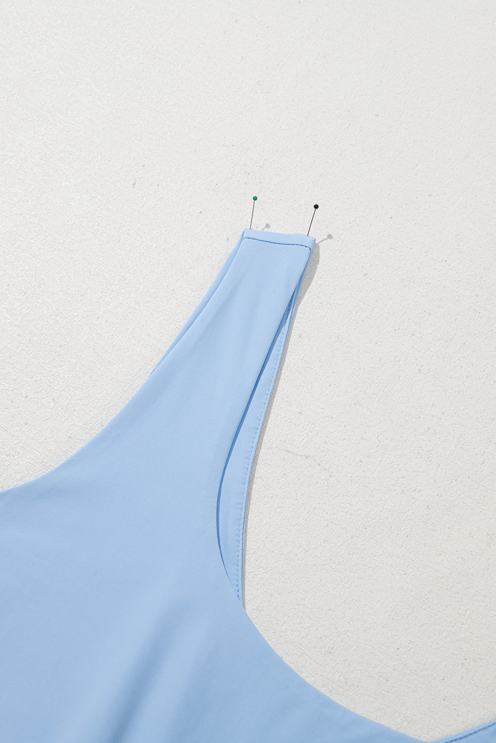 Mommas Hive plain sleeveless romper with cinched waist, loop drawstring, made of polyamide and elastane for a fitted look.