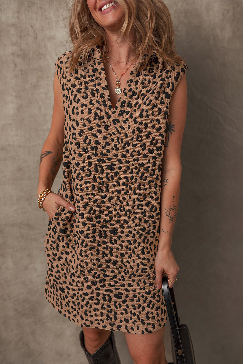 Khaki leopard print V-neck sleeveless collared mini dress by Mommas Hive, made of polyester and elastane, stylish and lightweight.