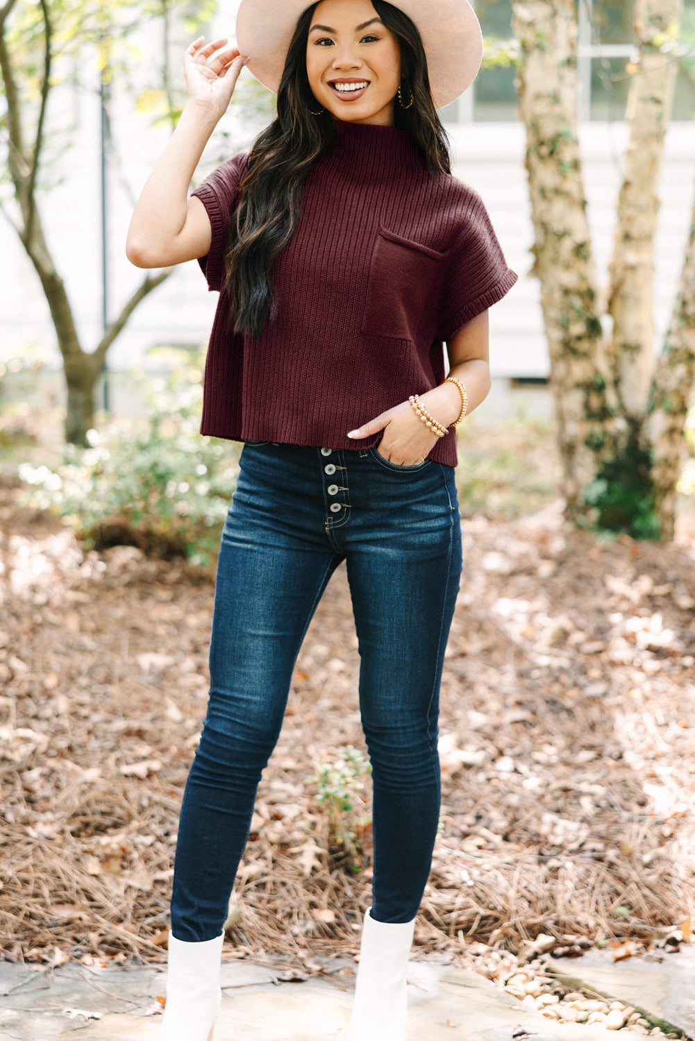 Mommas Hive oatmeal ribbed knit short sleeve sweater with patch pocket, made of viscose, polyester, and polyamide fabric.