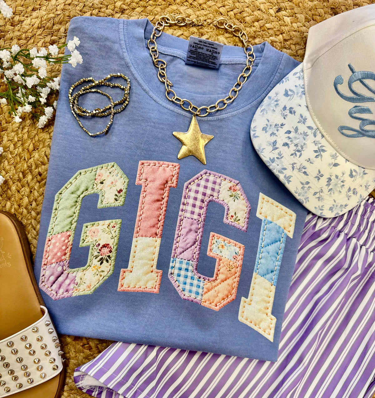 Washed denim Mother’s Day T-shirt with colorful patchwork design by P&PD Wholesale. Casual, stylish women’s tee.