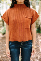 Shewin oatmeal patch pocket ribbed knit short sleeve sweater, cozy oatmeal-colored short sleeve knit top with pocket detail.