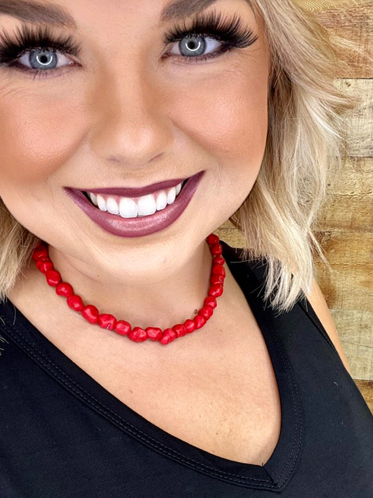 Texas True Trends Stanton necklace featuring a sleek silver chain and pendant, stylish jewelry accessory for women.